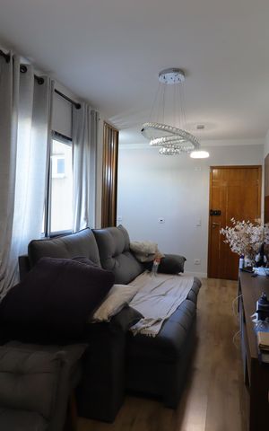 Apartamento à venda com 100m², 2 quartos e 1 vagaSala