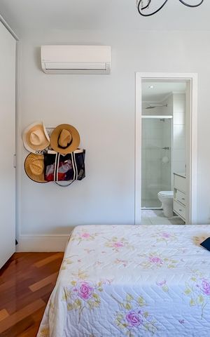Apartamento à venda com 247m², 4 quartos e 4 vagas Apartamento à venda com 247m², 4 quartos e 4 vagasSuíte 1