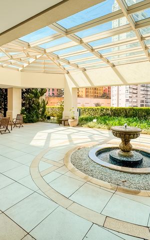 Apartamento à venda com 247m², 4 quartos e 4 vagas Apartamento à venda com 247m², 4 quartos e 4 vagasÁrea comum