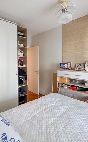 Apartamento à venda com 247m², 4 quartos e 4 vagas Apartamento à venda com 247m², 4 quartos e 4 vagasQuarto 1