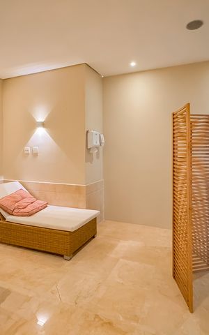 Apartamento à venda com 247m², 4 quartos e 4 vagas Apartamento à venda com 247m², 4 quartos e 4 vagasSpa