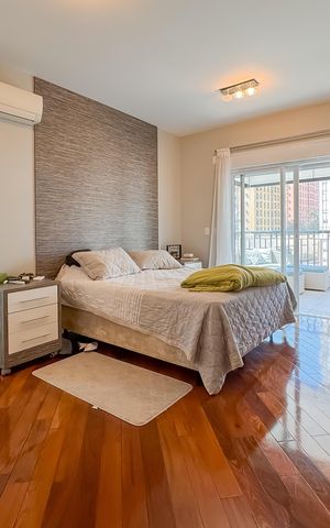 Apartamento à venda com 247m², 4 quartos e 4 vagas Apartamento à venda com 247m², 4 quartos e 4 vagasSuíte Master