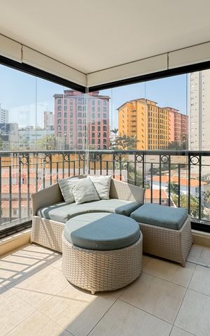Apartamento à venda com 247m², 4 quartos e 4 vagas Apartamento à venda com 247m², 4 quartos e 4 vagasVaranda da Suíte Master