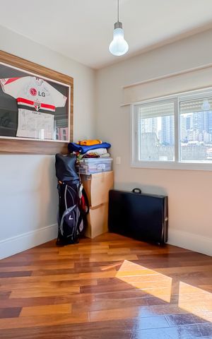 Apartamento à venda com 247m², 4 quartos e 4 vagas Apartamento à venda com 247m², 4 quartos e 4 vagasQuarto 2