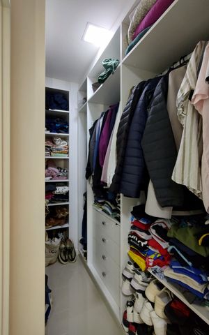 Apartamento à venda com 205m², 4 quartos e 2 vagasBanheiro da Suíte 2