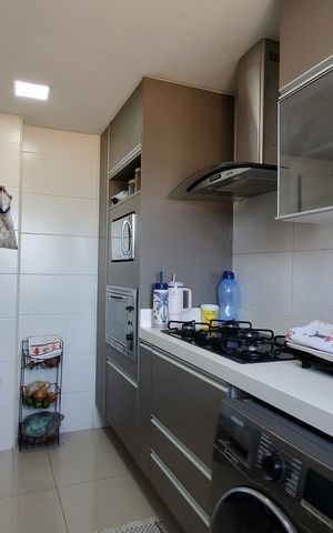 Apartamento à venda com 205m², 4 quartos e 2 vagasCozinha 