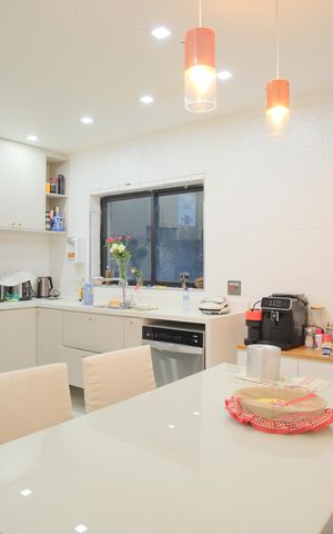 Casa à venda com 160m², 2 quartos e 2 vagasCozinha