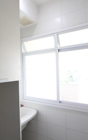 Apartamento à venda com 84m², 3 quartos e 1 vagaÁrea de Serviço