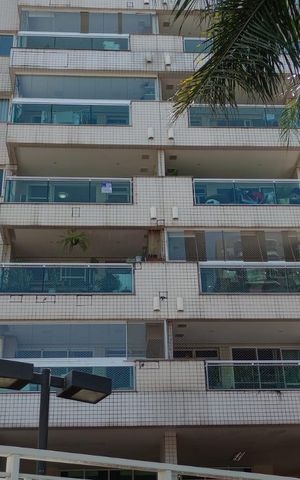 Apartamento à venda com 84m², 3 quartos e 1 vaga Apartamento à venda com 84m², 3 quartos e 1 vagaFachada com Placa