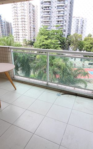 Apartamento à venda com 84m², 3 quartos e 1 vagaVaranda