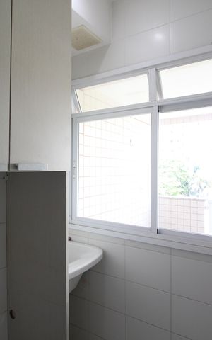 Apartamento à venda com 84m², 3 quartos e 1 vagaÁrea de Serviço