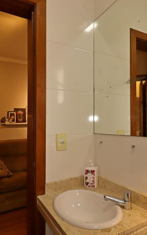 Apartamento à venda com 90m², 2 quartos e 2 vagasBanheiro