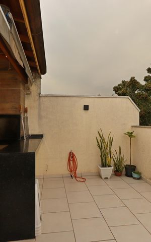 Apartamento à venda com 90m², 2 quartos e 2 vagasQuintal
