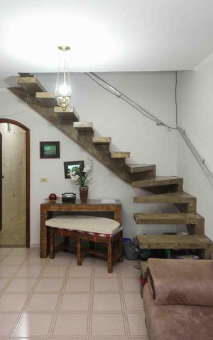 Casa para alugar com 135m², 3 quartos e 2 vagas Casa para alugar com 135m², 3 quartos e 2 vagasSala