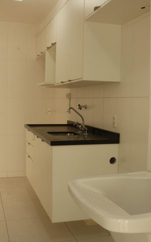 Apartamento à venda com 79m², 2 quartos e 2 vagasCozinha