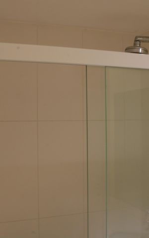Apartamento à venda com 79m², 2 quartos e 2 vagasBanheiro da Suíte