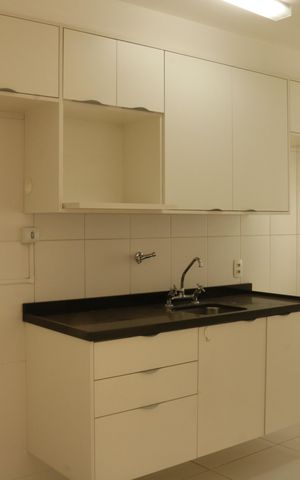 Apartamento à venda com 79m², 2 quartos e 2 vagasCozinha