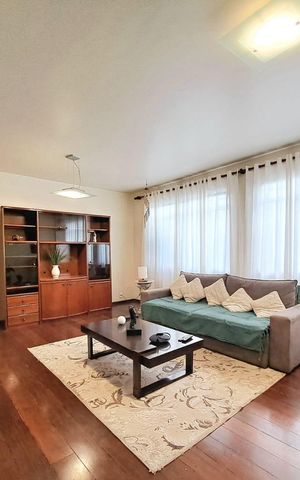 Apartamento à venda com 149m², 3 quartos e 2 vagas Apartamento à venda com 149m², 3 quartos e 2 vagasSala