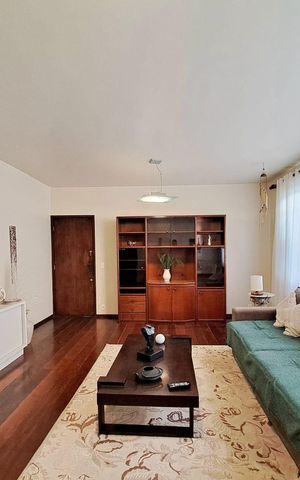 Apartamento à venda com 149m², 3 quartos e 2 vagas Apartamento à venda com 149m², 3 quartos e 2 vagasSala