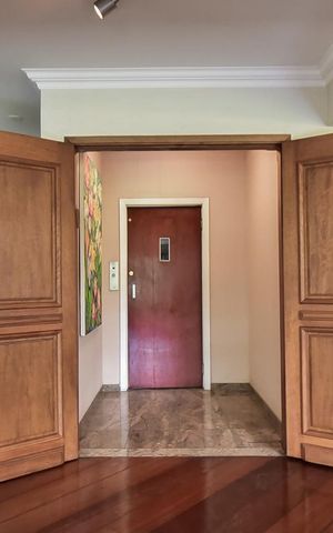 Apartamento à venda com 251m², 3 quartos e 4 vagasHall Privativo