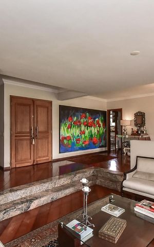 Apartamento à venda com 251m², 3 quartos e 4 vagasSala