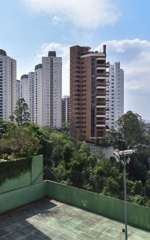 Apartamento à venda com 251m², 3 quartos e 4 vagasVista 2