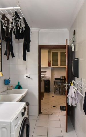 Apartamento à venda com 251m², 3 quartos e 4 vagasÁrea de Serviço