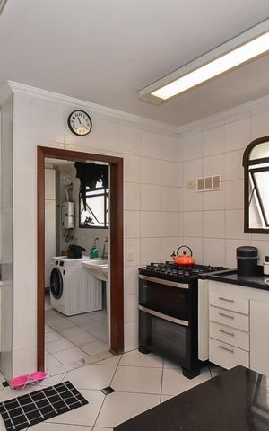 Apartamento à venda com 251m², 3 quartos e 4 vagasCozinha