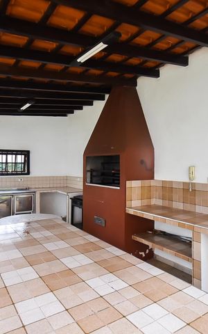 Apartamento à venda com 251m², 3 quartos e 4 vagas Apartamento à venda com 251m², 3 quartos e 4 vagasChurrasqueira