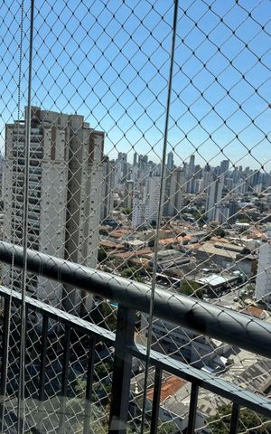 Apartamento à venda com 85m², 2 quartos e 2 vagas Apartamento à venda com 85m², 2 quartos e 2 vagasVaranda