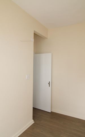Casa para alugar com 61m², 3 quartos e sem vagaQuarto 1