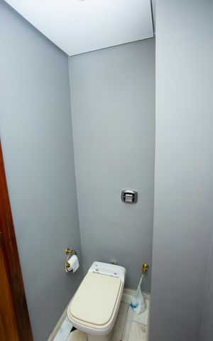 Apartamento à venda com 277m², 4 quartos e 2 vagas Apartamento à venda com 277m², 4 quartos e 2 vagasLavabo 2