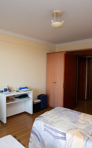 Apartamento à venda com 277m², 4 quartos e 2 vagas Apartamento à venda com 277m², 4 quartos e 2 vagasQuarto 1