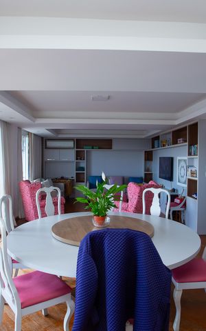Apartamento à venda com 277m², 4 quartos e 2 vagas Apartamento à venda com 277m², 4 quartos e 2 vagasSala 2