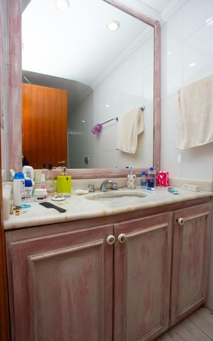 Apartamento à venda com 277m², 4 quartos e 2 vagas Apartamento à venda com 277m², 4 quartos e 2 vagasBanheiro da Suíte 2