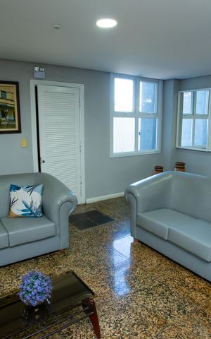 Apartamento à venda com 277m², 4 quartos e 2 vagas Apartamento à venda com 277m², 4 quartos e 2 vagasHall de entrada