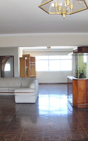 Apartamento à venda com 240m², 5 quartos e 2 vagasSala 2