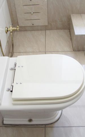 Apartamento à venda com 240m², 5 quartos e 2 vagasBanheiro da Suíte 5