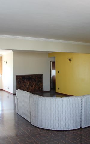 Apartamento à venda com 240m², 5 quartos e 2 vagasSala