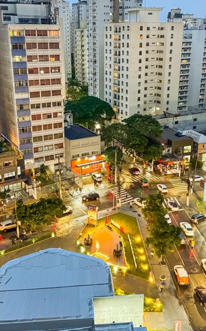 Apartamento à venda com 72m², 1 quarto e 1 vaga Apartamento à venda com 72m², 1 quarto e 1 vagaVista do Rooftop