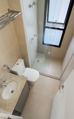 Apartamento à venda com 72m², 1 quarto e 1 vaga Apartamento à venda com 72m², 1 quarto e 1 vagaBanheiro da Suíte