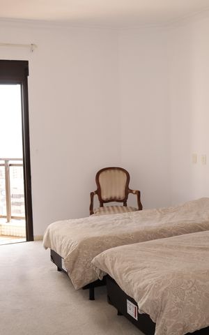 Apartamento para alugar com 344m², 4 quartos e 5 vagasSuíte 2