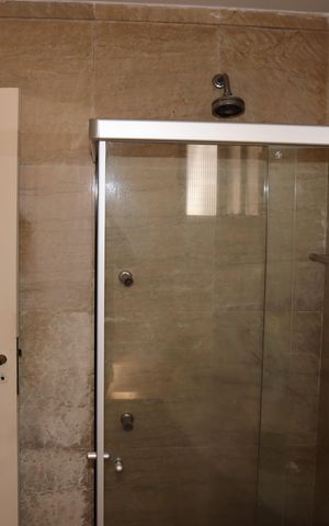 Apartamento para alugar com 344m², 4 quartos e 5 vagasBanheiro da Suíte 2 