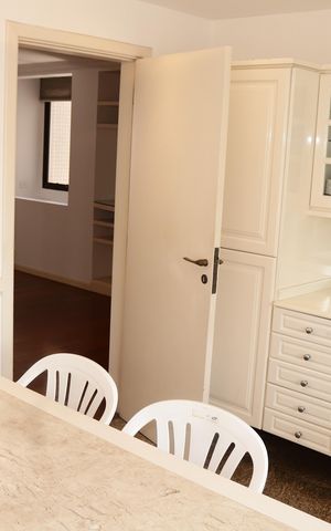 Apartamento para alugar com 344m², 4 quartos e 5 vagasCozinha