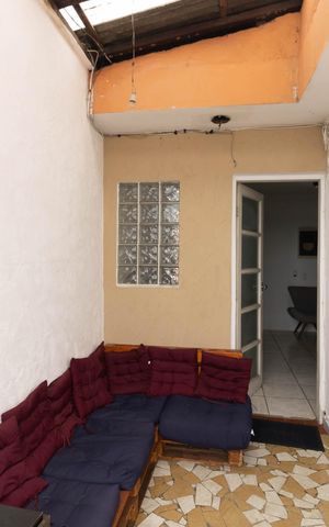Casa à venda com 130m², 2 quartos e 3 vagas Casa à venda com 130m², 2 quartos e 3 vagasVaranda da Sala