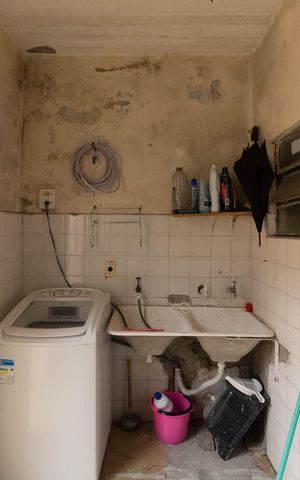 Casa à venda com 130m², 2 quartos e 3 vagas Casa à venda com 130m², 2 quartos e 3 vagasLavanderia