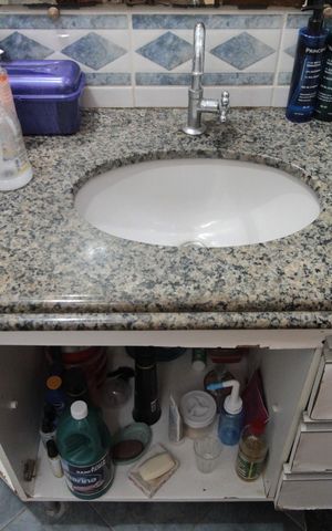 Casa à venda com 210m², 3 quartos e 2 vagasBanheiro Social