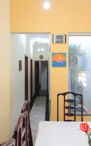 Casa à venda com 210m², 3 quartos e 2 vagasCopa