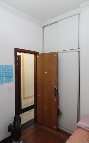 Casa à venda com 210m², 3 quartos e 2 vagasQuarto 2