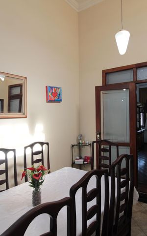 Casa à venda com 210m², 3 quartos e 2 vagasCopa
